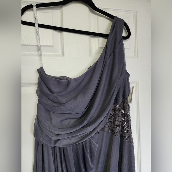 NWT David's Bridal Pewter Chiffon One Shoulder Dress Size 20 - Picture 6 of 8
